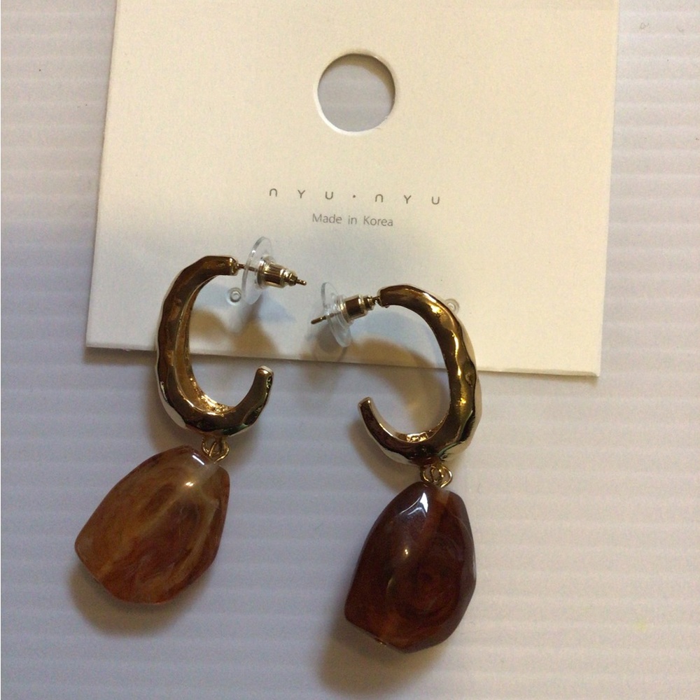 Final!!nYU NYU  amber hoops drop earrings